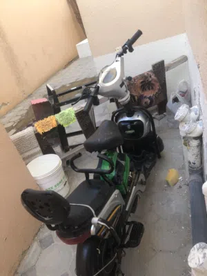 ا سكوتر أموره طيبه ما يبالي شي على 500 درهم قابل للتفاوض