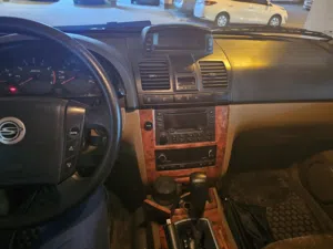 rexton 2004 مسجل ومبيم شهر فبراير السياره يبي لها تناتيش بسيطه