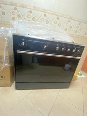 Smeg - 5 BURNER STOVE