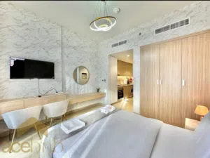 ستديو للاجار الشهري  مفروش بالكامل.    شامل فواتير وخدمات ( مسبح ، جيم ، موقف  سيار