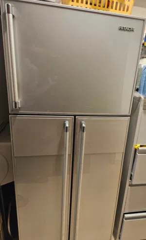 Hitachi 500L 3-door refrigerator