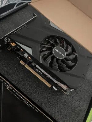 RTX 2060 GIGABYTE + 8GB RAM DD4