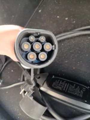 شاحن متنقل للبيع