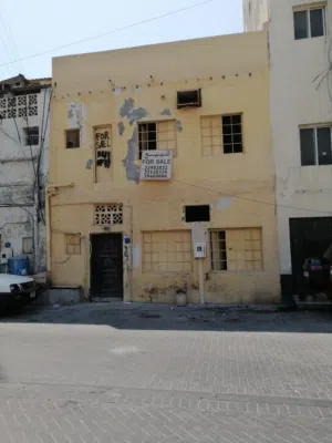 Commercial . 84 m2 . Landlord0