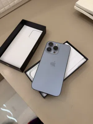 Apple iPhone 13 Pro 128 GB in Basra