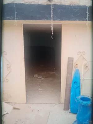 مخزن للبيع