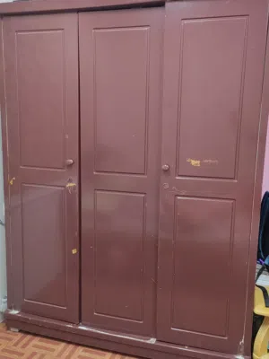 Large 3-Door Wooden Wardrobe / Almirah – Spacious Bedroom Storage