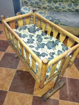 سرير اطفال