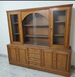 بوفيا خشب التوصيل داخل بغدادسعر البوفيا 300 الف والسعر بي مجال