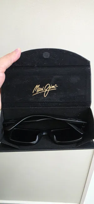 نظارة شمسية من أفضل شركة نظارات بالعالم من أمريكا ، شركة maui Jim