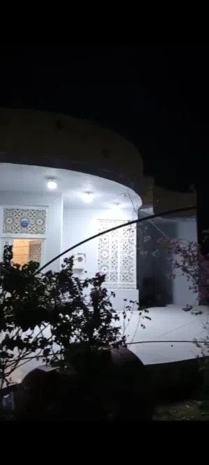 700 m2 4 Bedrooms Townhouse for Sale in Basra Al Nashwa