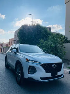 Used Hyundai Santa Fe in Tripoli