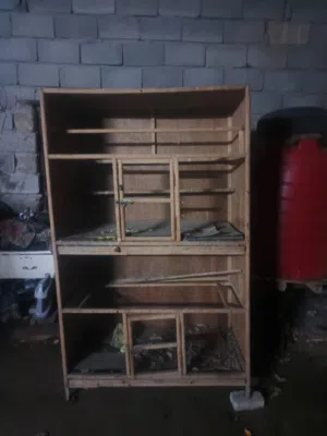 قفص مال طيور حب وحمام شبج مال تعبان شوي يحتاجله بس شبج  تفصال حلو  بي مجال قليل