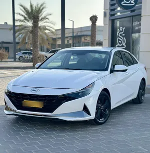 Hyundai . Elantra . 2021 . New4