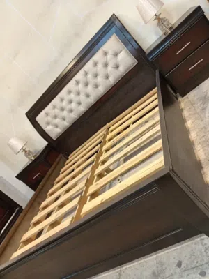 غرفة نوم خشب لاتيه 18 ملبس بلوط