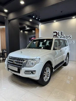 MITSUBISHI PAJERO GLS 3.8