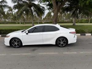 كامري موديل 2019 وارد السياره نظيفه