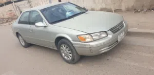 كامري 2000 امريكي
