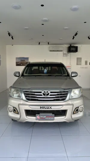 Used Toyota Hilux in Al Batinah