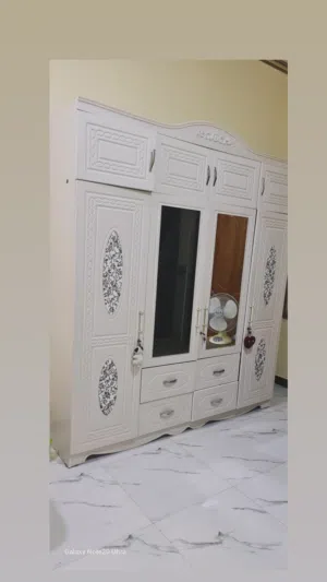 كنتور اربع ابواب مع اربع جرارات طابقين ارتفاع 220 عرض 200