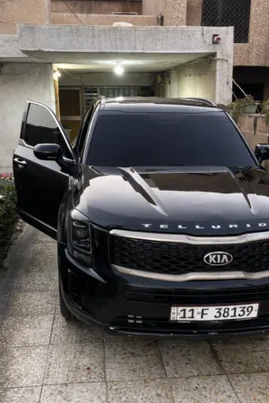 في هايلوكس فورويل فقط !! !! كيا تيلورايد 2020لون اسود V6S الممشى km 160,000 المواصفات: 1:نفتحت صقف