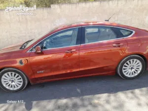 فورد فيوجن انيرجي se  مواصفات تيتانيوم