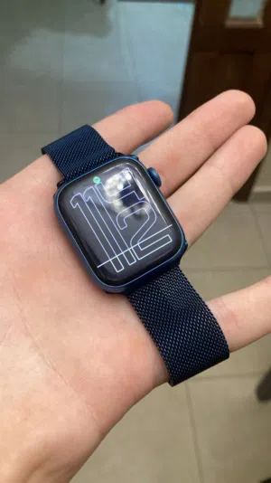 Apple Watch Series 7 - 41mm السعر قابل للتفاوض