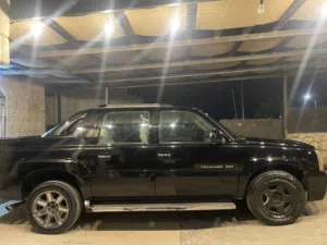 Used Cadillac Escalade in Irbid