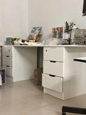طاوله / مكتب دراسي