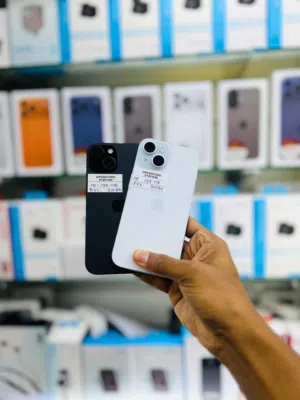 iPhone 15 -128 GB Super working phone