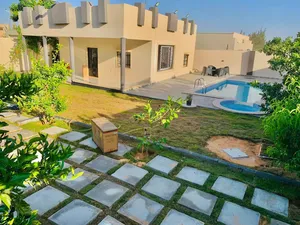 3 Bedrooms . Furnished . Daily1