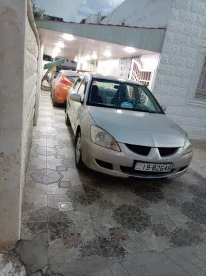 متسوبشي لانسر 2005