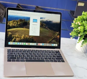 Macbook Air A1932 2019 Model Intel Core i5 Processor 8GB Ram 250GB SSD13.3 Inch Display Size Retina