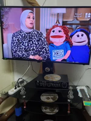 شاشة اسمارت 44 إنش led معا طاولة الشاشة