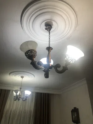 ثريات انارة عدد 3 للبيع