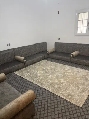 170 m2 4 Bedrooms Townhouse for Rent in Tripoli Arada