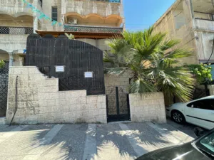 شقة للبيع  طابق أرضي