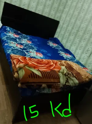 king size cot with medicated bed very good condition