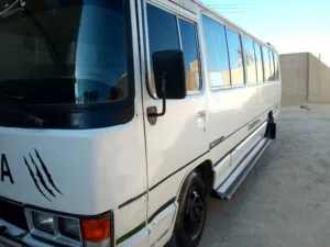 باص تويوتا موديل 92 30 راكب ديزل المكلا مكينة14 15ر.س