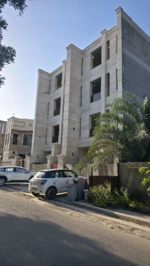 اليرموك حي الحمراء بناية حديثة استثمارية للبيع مساحة 322 متر