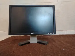 17 Dell monitors for sale  in Amman