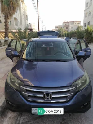 سيارة هوندا CR-V موديل EX وارد الوكالة لون أزرق مميز فحص كامل بحالة ممتازة
