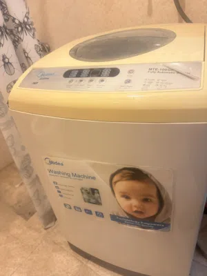 غسالة للبيع watching machine بحالة ممتازة