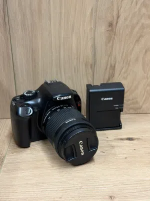 Camera Canon Rebel T3