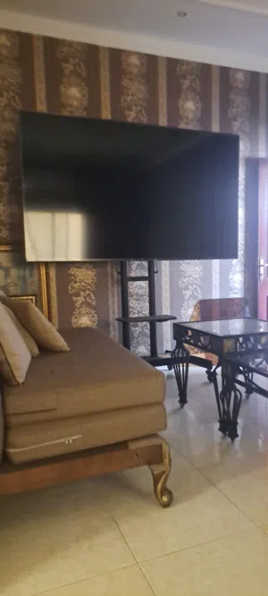 للبيع تلفاز سوني الاصلى