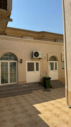 12200 ft² 5 Bedrooms Villa for Sale in Sharjah Al-Ramaqiya