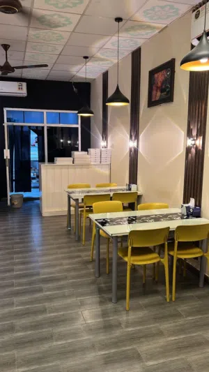 Good Maintained Cafeteria