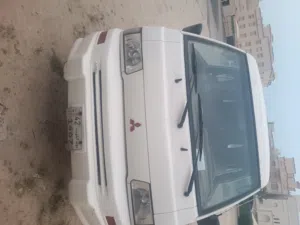 للبيع باص ميستوبيشي L300