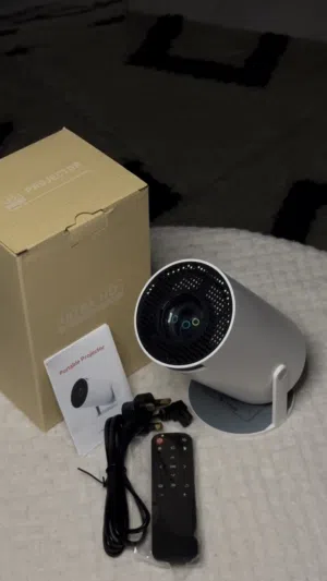 جهاز عرض ( بروجيكتور) HY300 Pro بمواصفات عالية.
