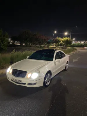 Mercedes Benz E200